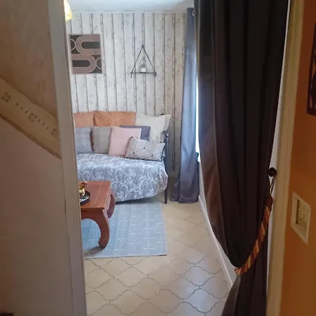 فندق مبيت وإفطار Maison D'arclau 3*
